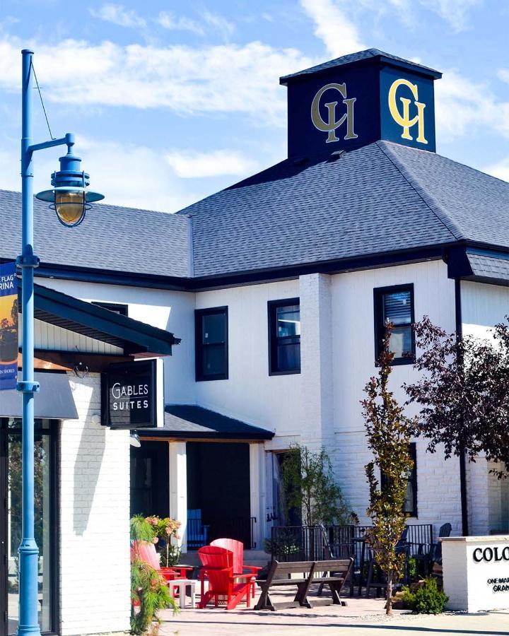 Colonial Hotel & Suites Grand Bend Buitenkant foto