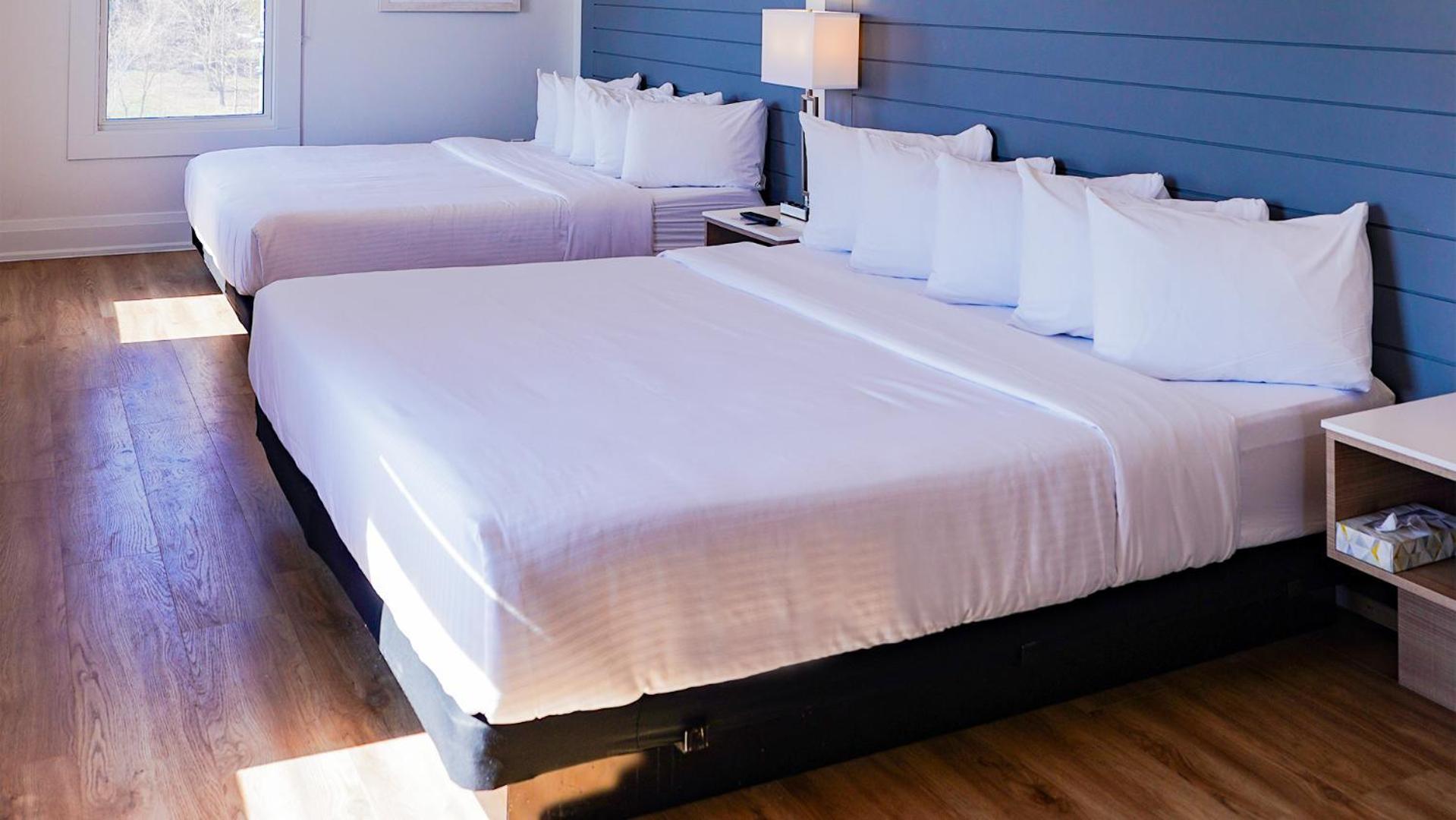 Colonial Hotel & Suites Grand Bend Buitenkant foto
